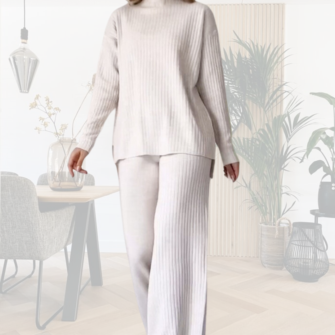 Rhea® | Cozy Ribbed Knit Set